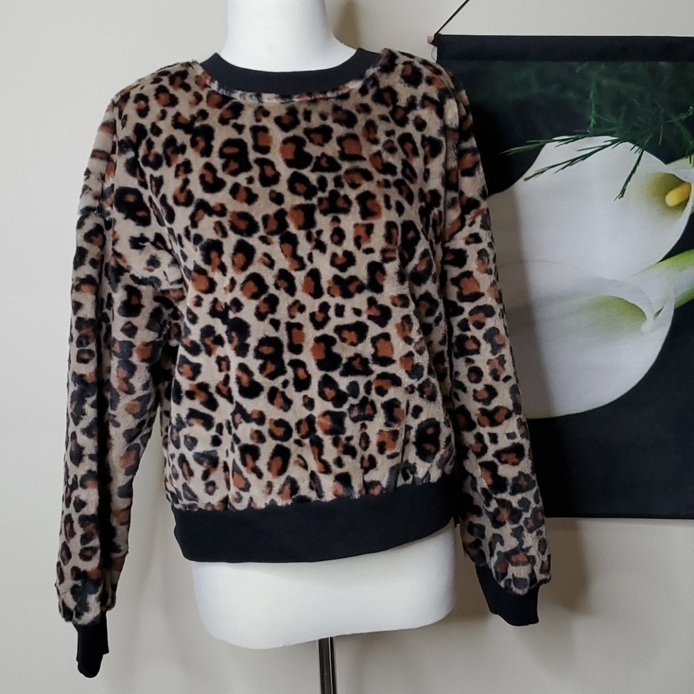 NWOT Wild Fable Animal Print Top